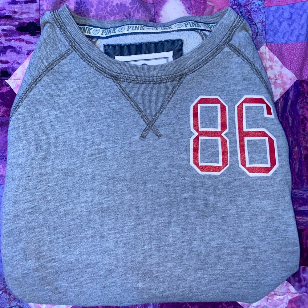 Victoria’s Secret pink oldies crewneck